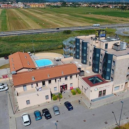 Hotel Grecale - Venturina Terme Exteriör bild
