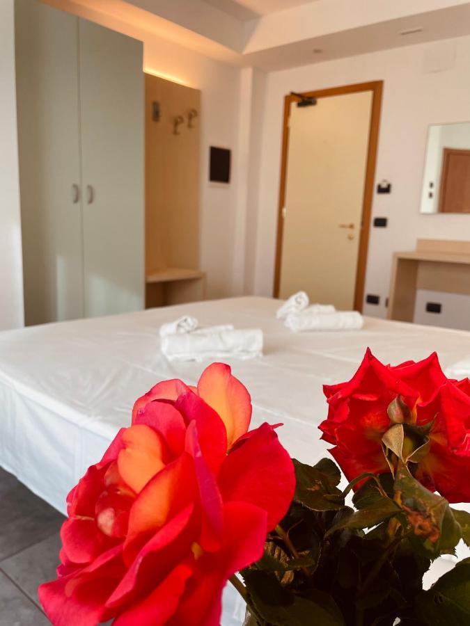 Hotel Grecale - Venturina Terme Exteriör bild